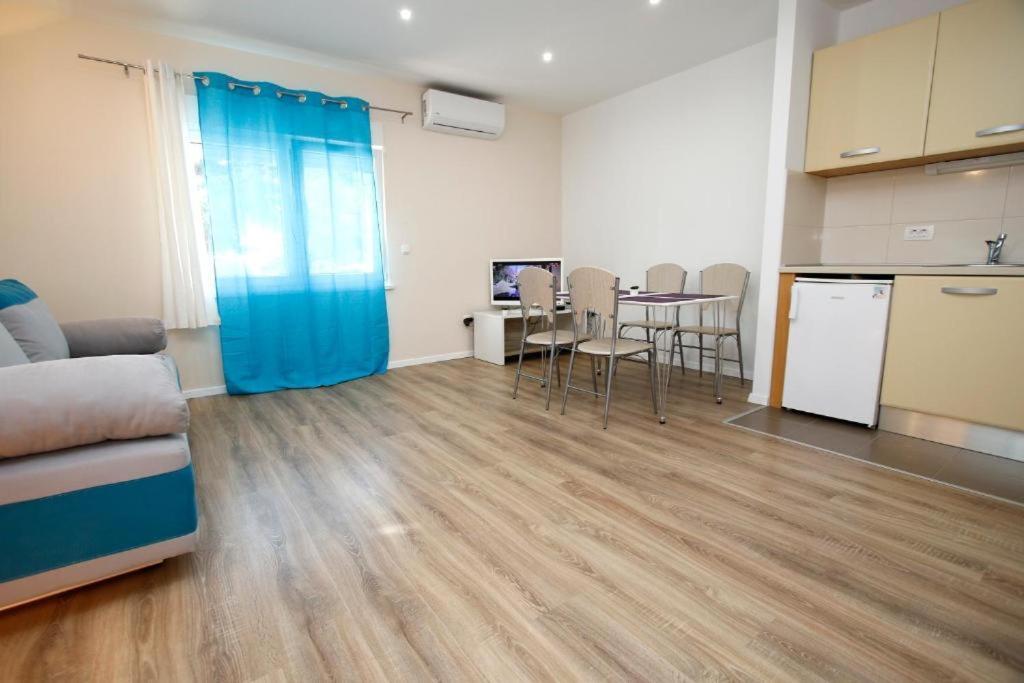 Apartmani Sea Star Makarska Exterior foto
